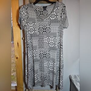 Mercer & Madison Black and White Patterned Dress Plus Size 1X
